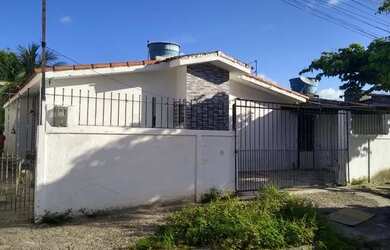 Imagem: A casa em condomínio possui 2 Dormitórios, 1 Banheiro, 1 Vaga