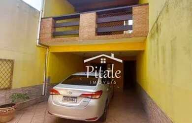 Imagem: A casa possui 3 Dormitórios, 1 Banheiro, 3 Vagas na garagem