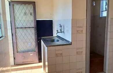 Imagem: A kitnet possui 1 Dormitório e 1 Banheiro e está localizado