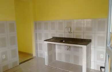 Imagem: A casa possui 2 Dormitórios, 1 Banheiro, 1 Vaga na garagem