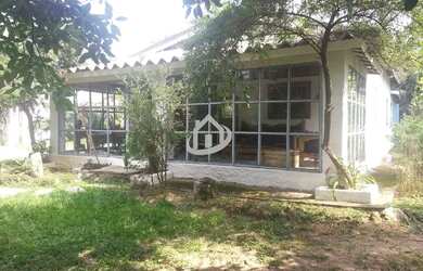 Imagem: O depósito possui 5 Vagas na garagem, 900m² de Área e está