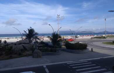 Imagem 5: Luxuoso apartamento frontal a Praia do Forte e com deslumbrante vista...