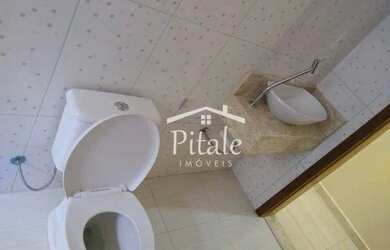 Imagem: A casa possui 3 Dormitórios, 2 Banheiros, 163m² de Área e