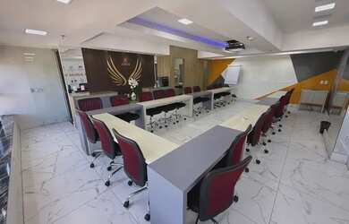 Imagem: O depósito possui 2 Vagas na garagem, 100m² de Área e está