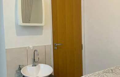 Imagem 2: OPORTUNIDADE ÚNICA Apartamento Espaçoso e Silencioso na Melhor Localização...