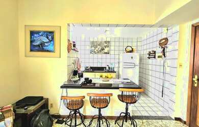 Imagem 4: Imperdível Apto bem localizado na Praia do Morro, por apenas R$ 330.000,00...