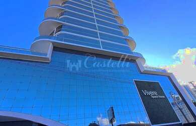 Imagem: O apartamento possui 3 Dormitórios, 1 Banheiro, 3 Vagas na