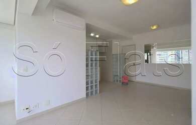 Imagem 3: Flat para locação contendo 55m² com 1 dormitório e 1 vaga de garagem...