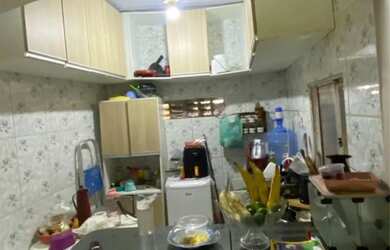 Imagem 15: Aluguel de Casa - 4 Quartos 2 Banheiros 1 Suíte - Ótima Localização