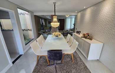 Imagem 2: Casa 3/4 sendo uma suíte e Closet, Condomínio no centro da cidade