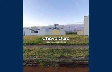 Imagem: O terreno possui 300m² de Área e está localizado em Santa