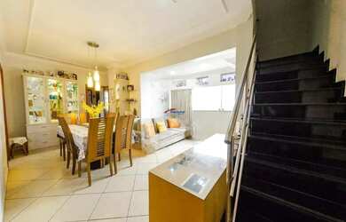 Imagem: O apartamento possui 4 Dormitórios, 4 Banheiros, 2 Vagas na