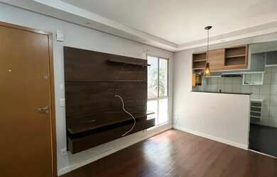 Imagem: O apartamento possui 2 Dormitórios, 1 Banheiro, 1 Vaga na garagem