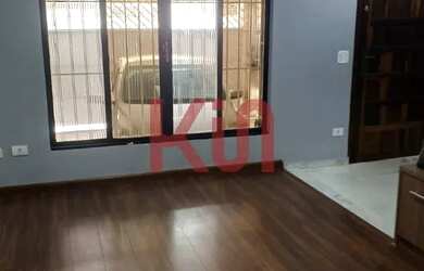 Imagem: A casa possui 4 Dormitórios, 3 Banheiros, 2 Vagas na garagem