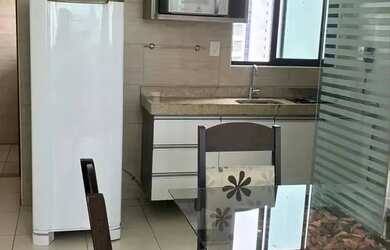 Imagem: O apartamento possui 1 Dormitório, 1 Banheiro, 1 Vaga na garagem