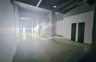 Imagem: O depósito possui 256m² de Área e está localizado em Humaitá