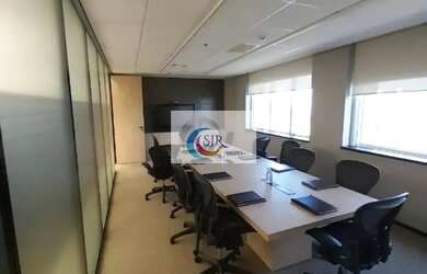 Imagem: O depósito possui 5 Vagas na garagem, 397m² de Área, Imóvel