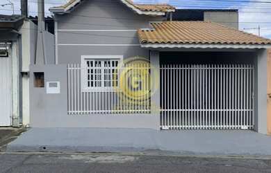 Imagem: A casa possui 2 Dormitórios, 2 Banheiros, 1 Vaga na garagem