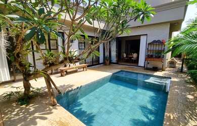 Imagem: A casa em condomínio possui 3 Dormitórios, 5 Banheiros, 4