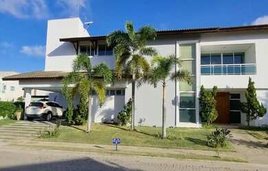 Imagem: A casa em condomínio possui 5 Dormitórios, 5 Banheiros, 4