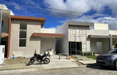 Imagem: A casa em condomínio possui 3 Dormitórios, 2 Banheiros, 2