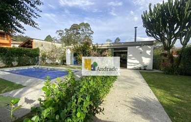 Imagem: A casa em condomínio possui 4 Dormitórios, 5 Banheiros, 5