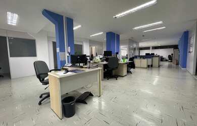 Imagem 3: Andar/laje corporativa para venda com 322 metros quadrados em Cabral - Curitiba - PR