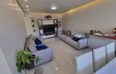 Imagem: O apartamento possui 2 Dormitórios, 2 Banheiros, 87m² de Área