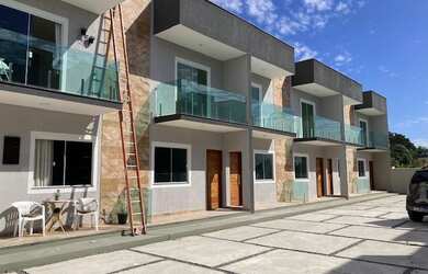 Imagem: A casa em condomínio à venda possui 2 Dormitórios, 3 Banheiros