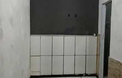 Imagem: A casa possui 1 Dormitório, 1 Banheiro e 40m² de Área e está