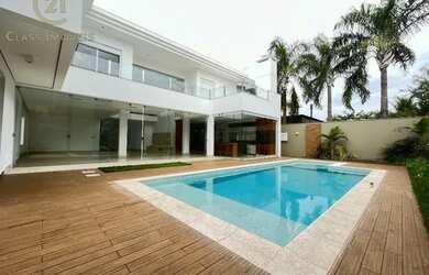 Imagem: A casa em condomínio possui 3 Dormitórios, 5 Banheiros, 5