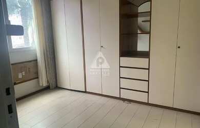 Imagem 10: Privilégio imóveis vende : Excelente sala quarto, com ótima localização