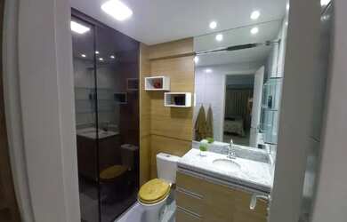 Imagem: O apartamento possui 2 Dormitórios, 2 Banheiros, 1 Vaga na