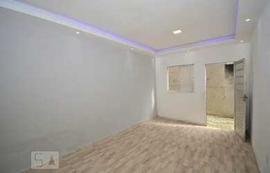 Imagem: A casa possui 2 Dormitórios, 1 Banheiro, 70m² de Área e