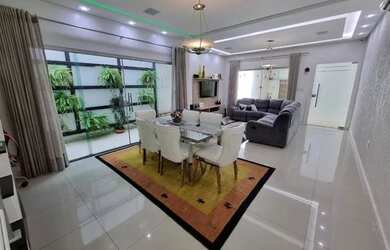 Imagem: Casa para venda tem 119 metros quadrados com 4 quartos em Planalto