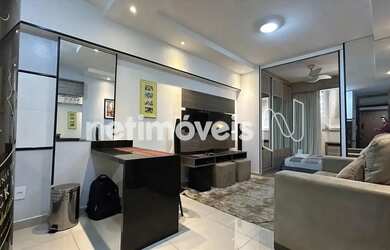 Imagem: O apartamento possui 1 Dormitório, 1 Banheiro, 1 Vaga na garagem