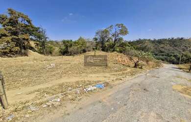 Imagem: O terreno possui 404m² de Área e está localizado em Verde