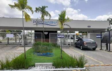 Imagem: A casa em condomínio possui 3 Dormitórios, 3 Banheiros, 1