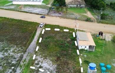 Imagem: O terreno possui 720m² de Área e está localizado em Maraú
