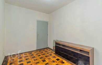 Imagem 4: Imóvel para venda com 40 metros quadrados com 1 quarto em São João - Porto Alegre - RS