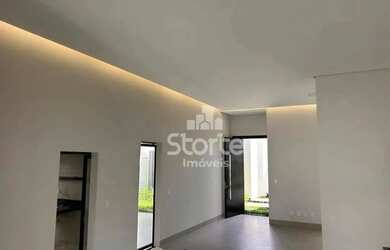 Imagem 3: Casa com 3 dormitórios, sendo 1 suíte à venda, 172m² por R$ 990.000...