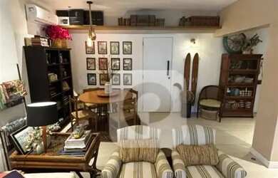 Imagem: O apartamento possui 3 Dormitórios, 3 Banheiros, 2 Vagas na