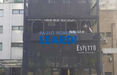 Imagem: O depósito possui 2 Vagas na garagem, 600m² de Área e está