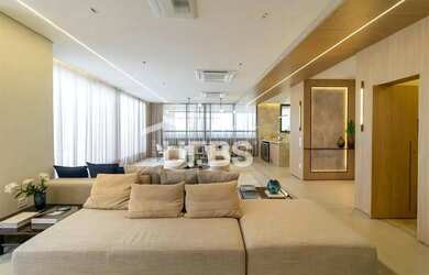 Imagem 3: Legacy City HOme. Piscina, Churrasqueira, VarandaeGuarda roupa