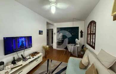 Imagem: A casa possui 2 Dormitórios, 2 Banheiros, 5 Vagas na garagem