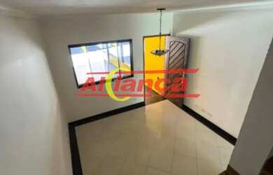 Imagem: A casa em condomínio possui 2 Dormitórios, 1 Banheiro, 2 Vagas