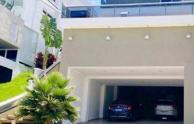 Imagem: A casa em condomínio possui 3 Dormitórios, 4 Banheiros, 5