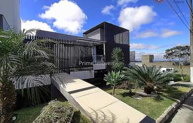 Imagem 2: Casa, Spina Ville. Piscina, Churrasqueira, 350m² de Áreae5 Vagas na...