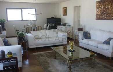 Imagem: O apartamento na cobertura possui 4 Dormitórios, 5 Banheiros