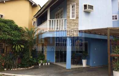 Imagem: A casa em condomínio possui 3 Dormitórios, 3 Banheiros, 2